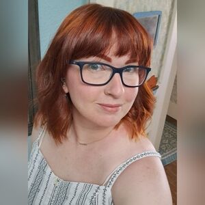 Meet your Posher, Alicia